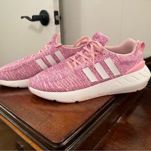 🩷 True Pink 🩷 Adidas Swift Run 22 J